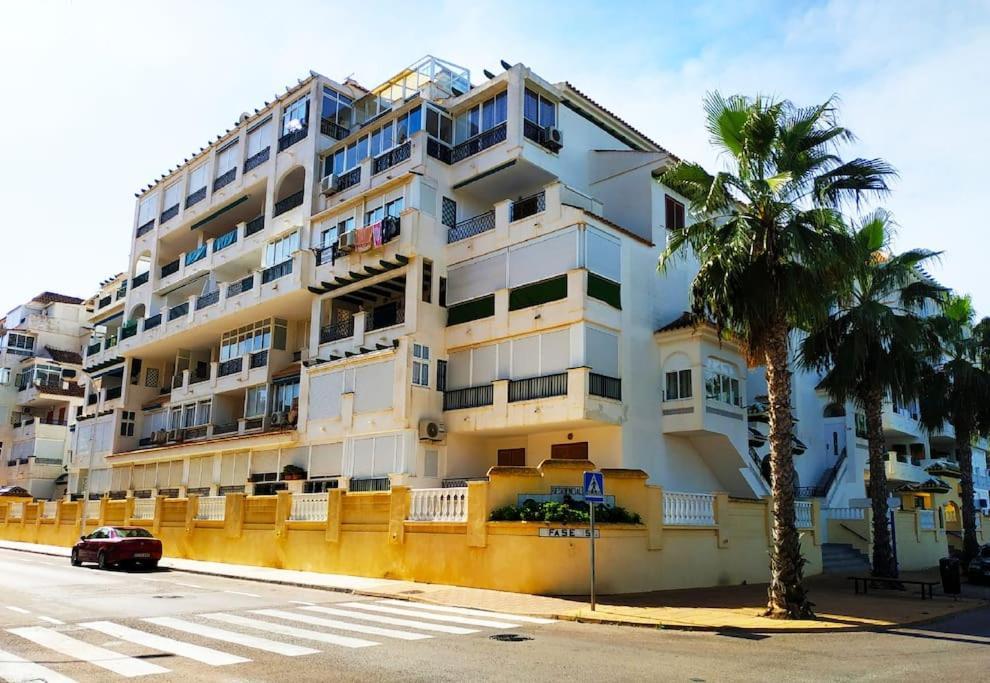 Квартира С Одной Спальней В 300 Метрах От Моря La Mata  Exterior photo